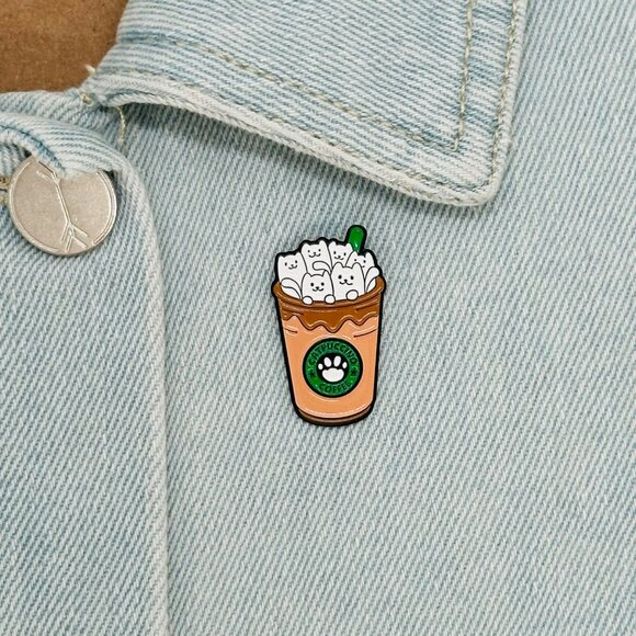 ✨Metal Enamel Cafe Many Kawaii Kittens I Love Cats Brooch Pin Coffe Catpuccino✨ - Picture 1 of 5